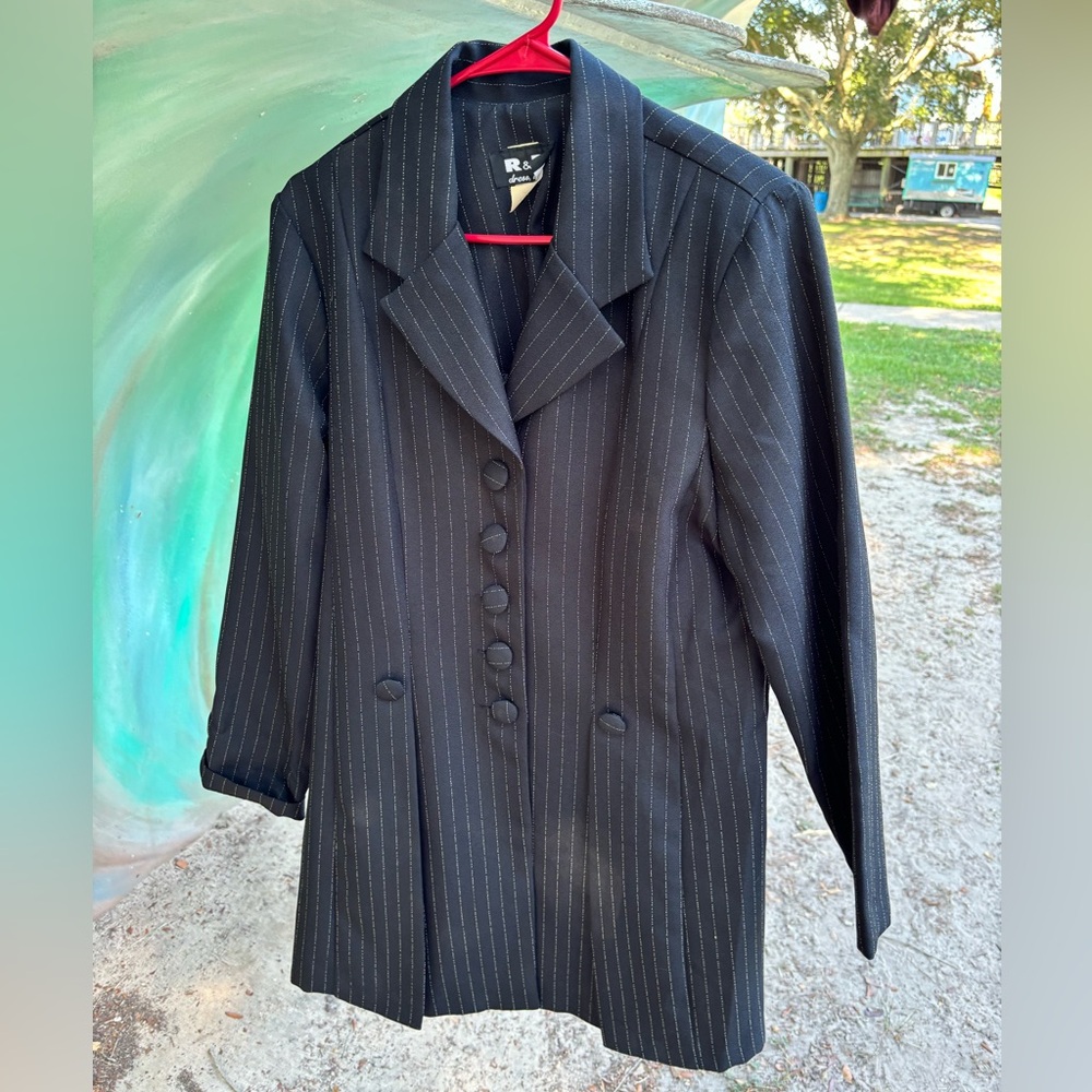 Beautiful Long Jacket Vintage 80s by R & D Dress LTD. Size 16T
